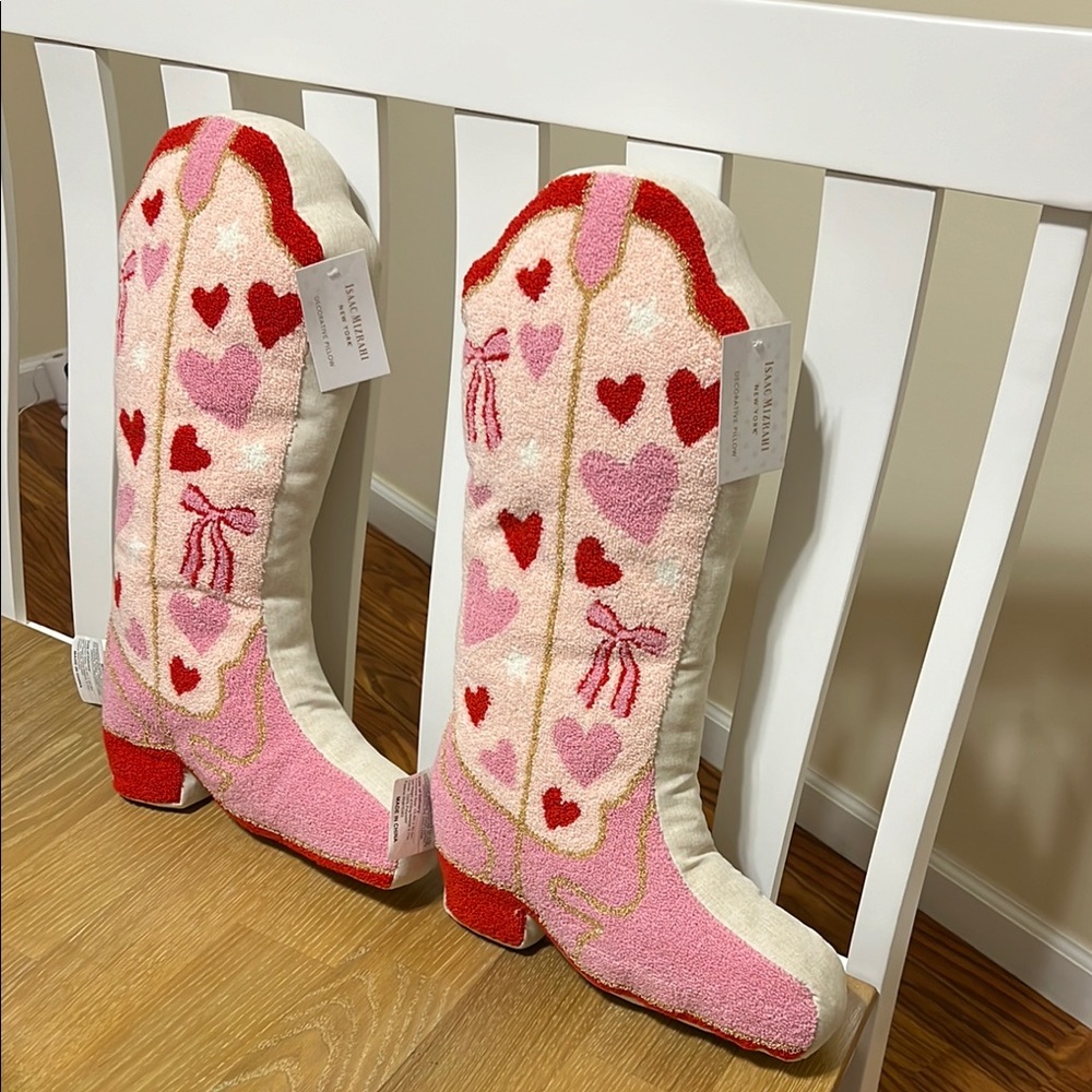Isaac Mizrahi Pink Heart Cowboy Boot Pillows decoration size 13.4”X 20.5”